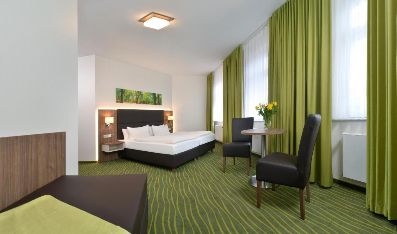 Hotel Meyer Glauchau Luaran gambar
